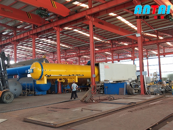 木材防腐罐設備出口裝車